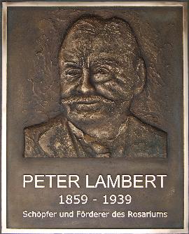 Reliefportrait in Bronze auf der Gedenktafel im Rosarium, Größe 40 cm x 50 cm x 1,6 cm, hergestellt im Bronzeguss