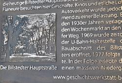 Detail einer Geschichtstafel, hergetellt im Bronzeguss, für den Billstedter Geschichtspfad.  In 13 Bronzetafeln mit Reliefs nach alten Fotografien und mit integriertem QR Code wird die Geschichte des Hamburger Stadtteils interaktiv auf einem Rundweg erzählt. Superurban!